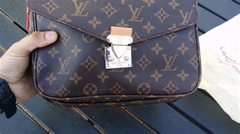 louis vuitton original y replica|louis vuitton copies.